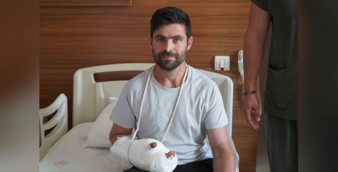 Van'da 10 Saatlik Operasyonla Ağır El Yaralanması Tedavi Edildi