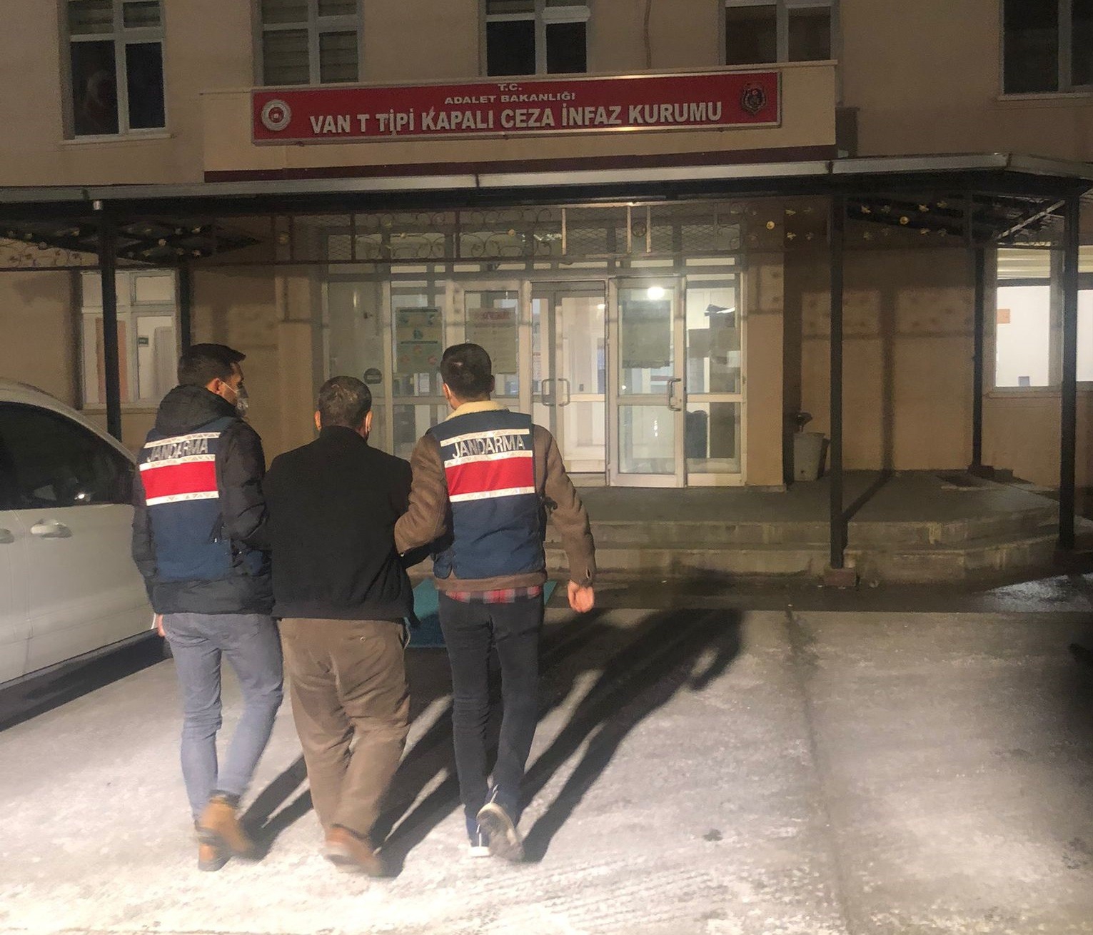 16 yıl önce işlenen kadın cinayetini jandarma dedektifleri aydınlattı