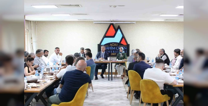 AİÇÜ rektörü Gülçin, basınla buluştu: Üniversite hedeflerini anlattı