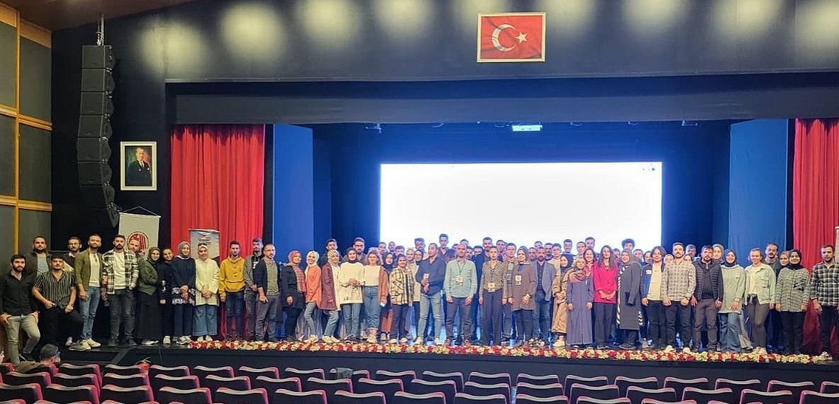 CBS eğitim seminerine büyük ilgi