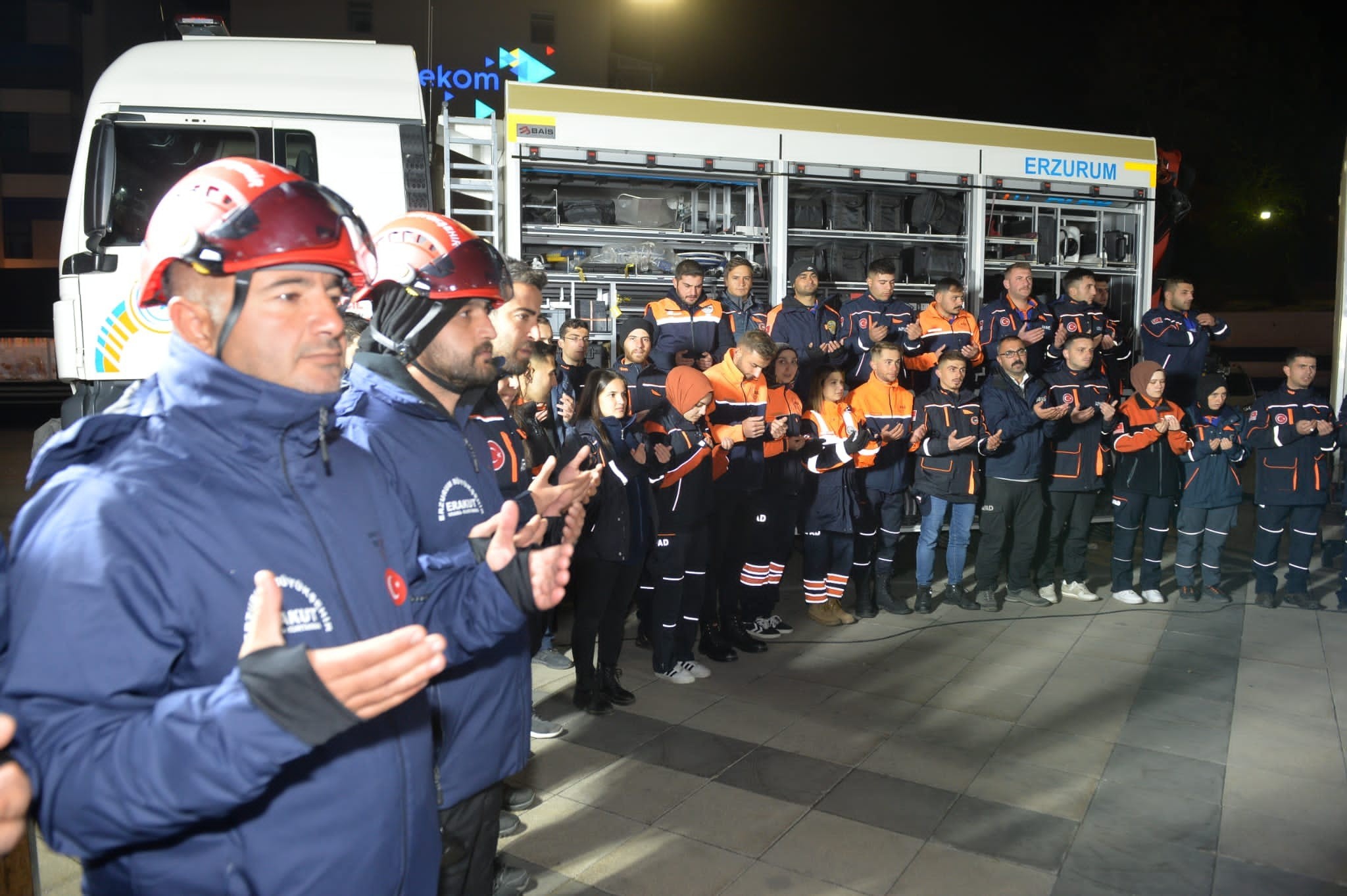 Erzurum’da ‘Çök-Kapan-Tutun’ tatbikatı