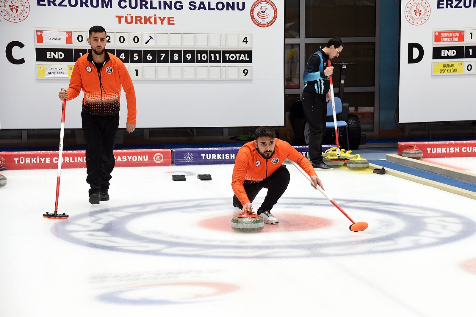 Erzurum’da curling ligi heyecanı