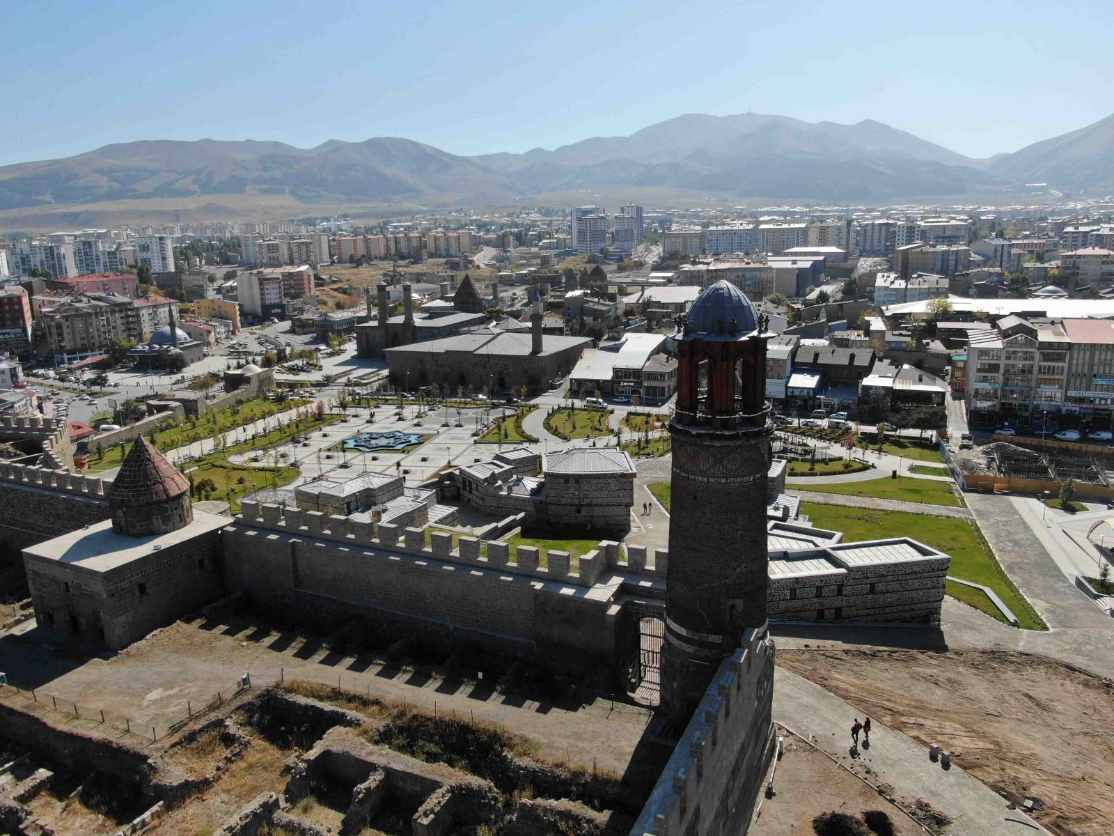 Erzurum’da kamu yatırım farkı