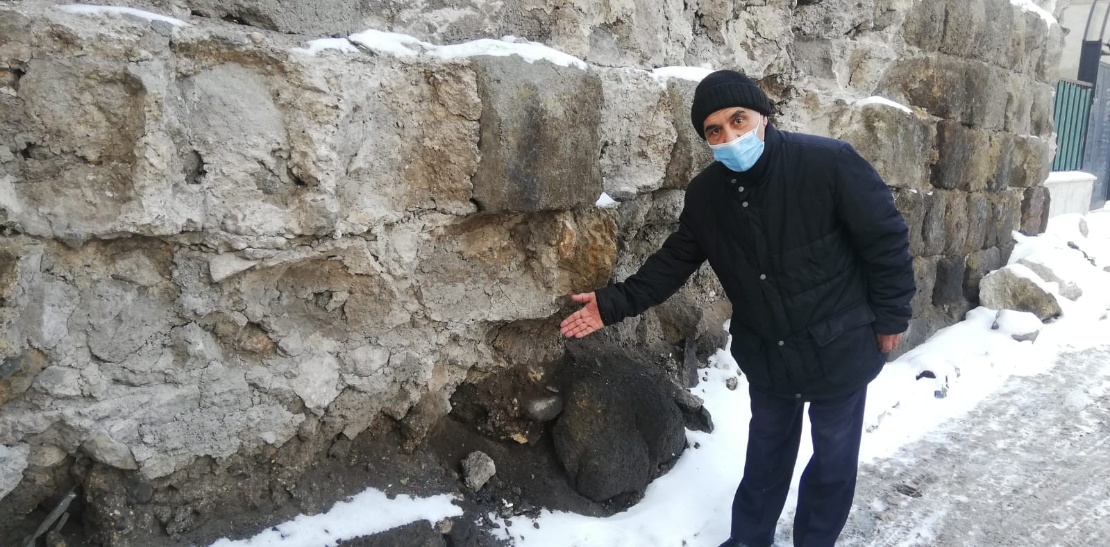 Erzurum kalesi dış surlarından kalan tek parça