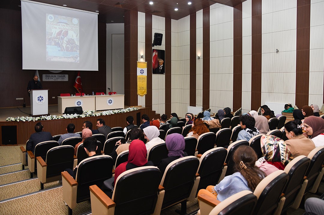 ETÜ’de İstanbul’un fethi konuşuldu