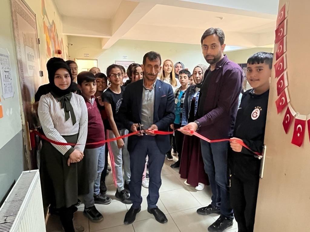 Horasan'da şehidin adı Atatürk Ortaokulu Kütüphanesi'nde yaşatılacak