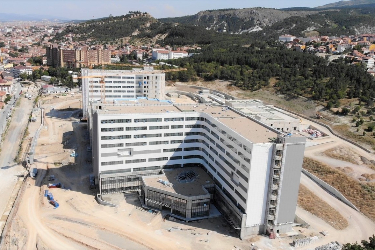 Kütahya Şehir Hastanesi inşaatı devam ediyor