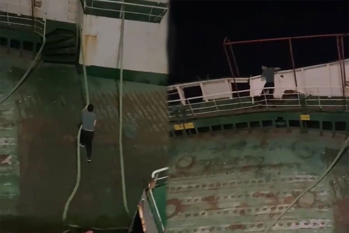 Maltepe'de tehlikeli oyun: Yan yatan gemiye girdi