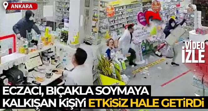 Nöbetçi eczaneyi bıçakla soymaya kalkışan kişinin yakalanma anı kameralarda