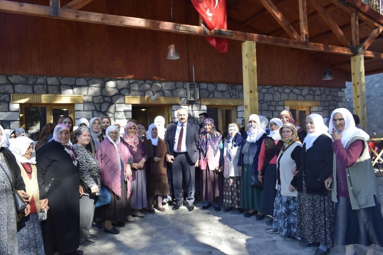 Şenkaya Belediyesinden gönül belediyeciliği örneği