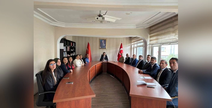 Susuz'a yeni kaymakam: MuhammedEminTutal göreve başladı
