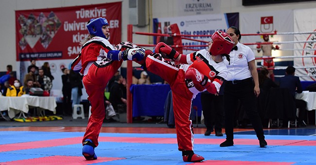 Üniversiteler Türkiye Kick Boks Şampiyonası ETÜ ev sahipliğinde başladı
